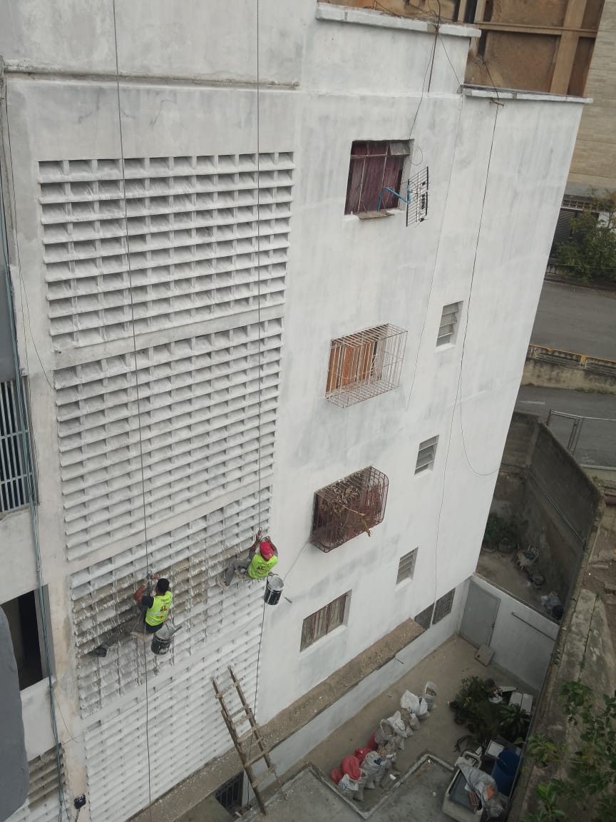 Trabajo técnico especializado en altura